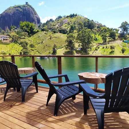 Ecolodge Bahia Del Penon Guatapé Extérieur photo