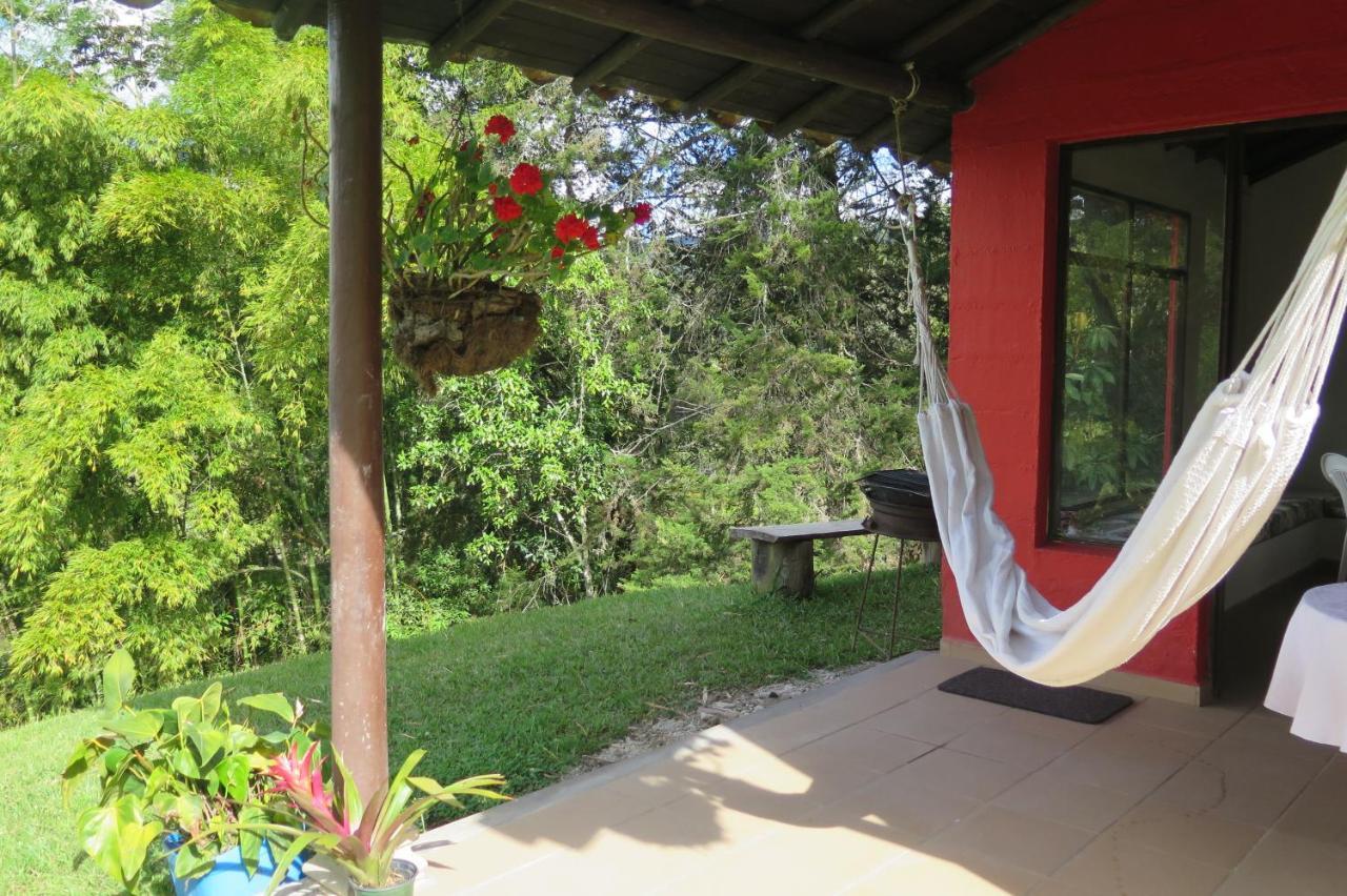 Ecolodge Bahia Del Penon Guatapé Extérieur photo