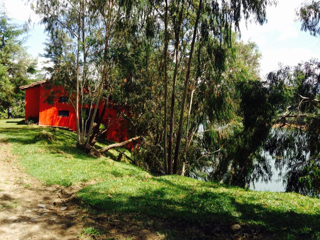 Ecolodge Bahia Del Penon Guatapé Extérieur photo